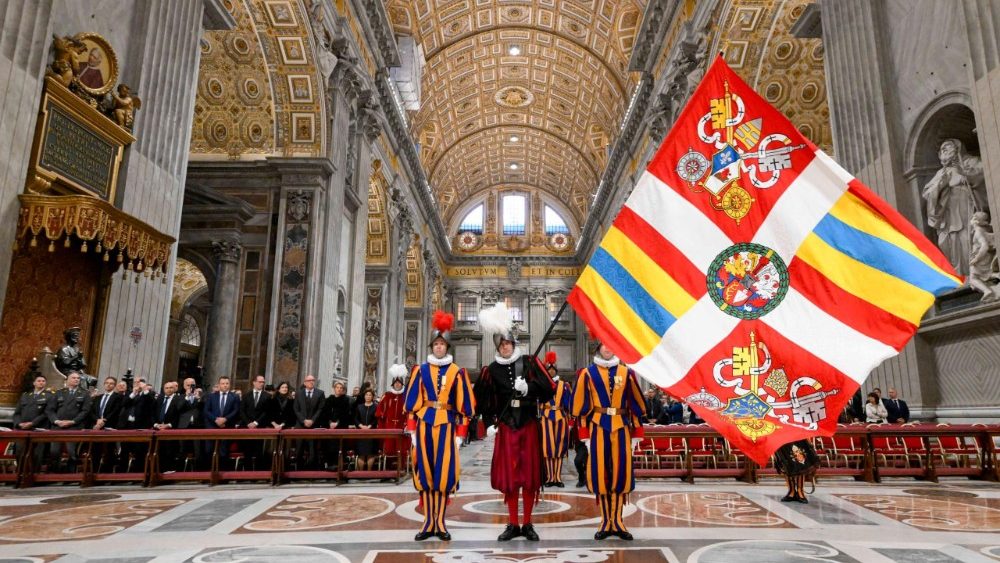 Sfânta Liturghie prezidată de cardinalul secretar de Stat, Pietro Parolin, cu ocazia depunerii jurământului Gărzii Pontificale Elvețiene. 