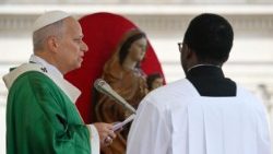 البابا: لنعزّز صلاتنا من أجل السلام، صلاة تتحوّل إلى تضامن ملموس مع الشعوب التي تعذبها الحروب