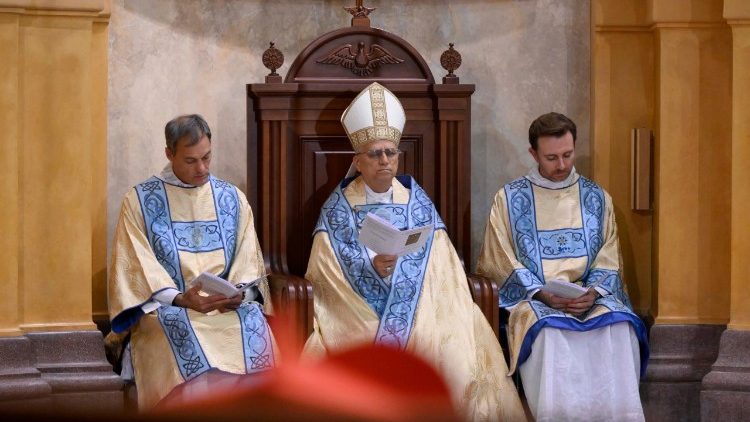 Papa katika Domus Australia