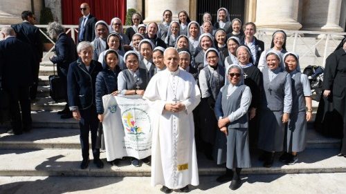 ലോകത്തിന്റെ അതിർത്തികൾ വരെ പ്രത്യാശയുടെ സാക്ഷികളാകാൻ സമർപ്പിതരെ ക്ഷണിച്ച് ലിയോ പതിനാലാമൻ പാപ്പാ