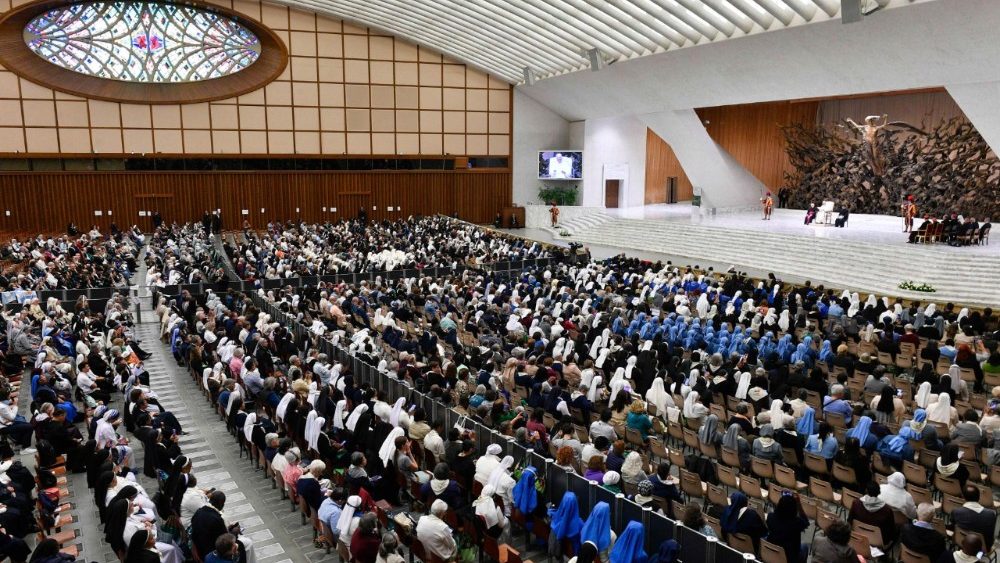  Papa me pjesëmarrësit e Jubileun e Jetës së Kushtuar, të pritur sot në audiencë në Vatikan