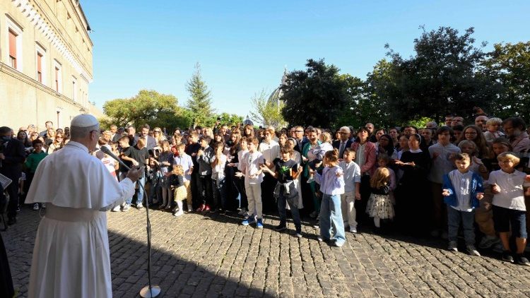 Papa akutana na Wafanyakazi wa Baraza la Kipapa la Mawasiliano