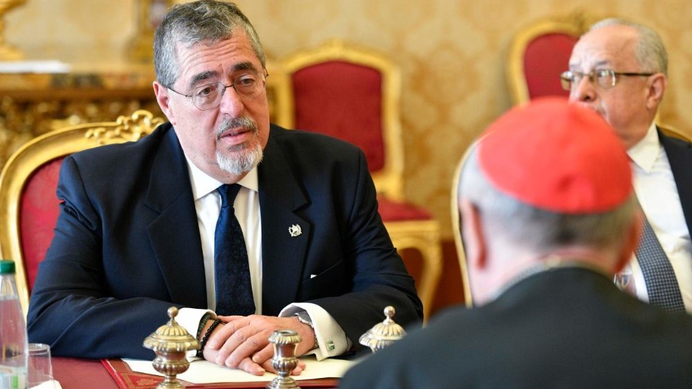 Rozhovory ve Státním sekretariátu 