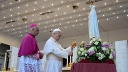 Mkesha wa Maadhimisho ya Jubilei ya Tasaufi ya Bikira Maria, kwenye Uwanja wa Kanisa kuu la Mtakatifu Petro mjini Vatican tarehe 11 Oktoba 2025.