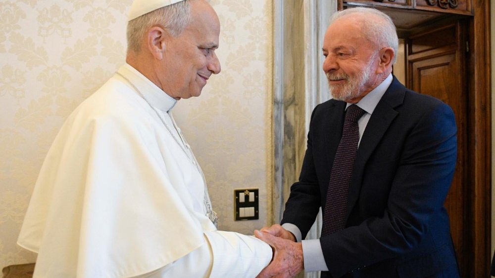 Léon XIV a reçu en visite privée, lundi 13 octobre, au Vatican, le président de la République fédérative du Brésil, Luiz Inácio Lula da Silva.