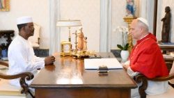 Der Staatspräsident von Tschad, Mahamat Idriss Déby Itno, diesen Donnerstag in Audienz bei Papst Leo XIV. 
