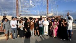 2025.10.17 Marina di Ostia - Visita alla Nave-Scuola della Pace "Med 25 Bel Espoir"