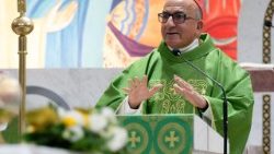 Čilės Santjago arkivyskupas kard. F.  Chomali 