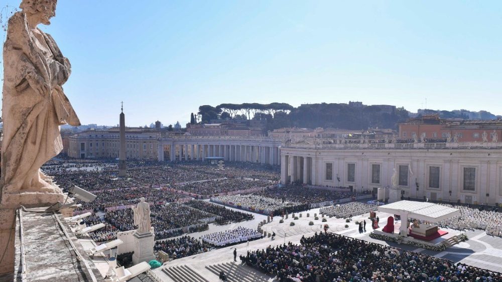 Кананізацыйная святая Імша на Плошчы святога Пятра ў Ватыкане