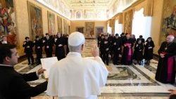 2025.10.20 Jumuiya ya Taasisi ya Kipapa ya Kireno Roma wamekutana na Papa.