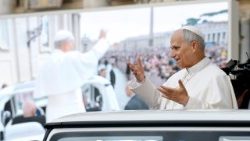  Jak zauważa National Catholic Register, popularne czaty wykorzystujące AI – w tym ChatGPT – mają poważny problem z uznaniem nowego Papieża