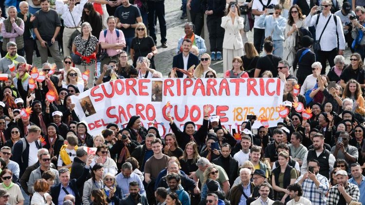 La banderole des Sœurs réparatrices du Sacré-Cœur de Jésus.