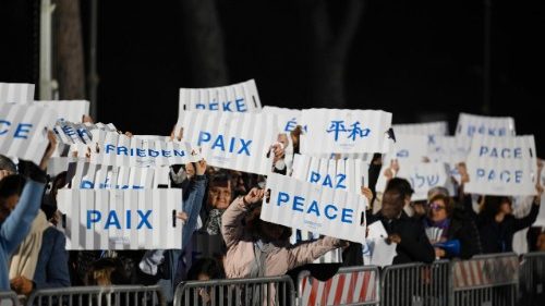 L'appello delle religioni unite a Roma: osare la pace. La guerra fallimento dell’umanità