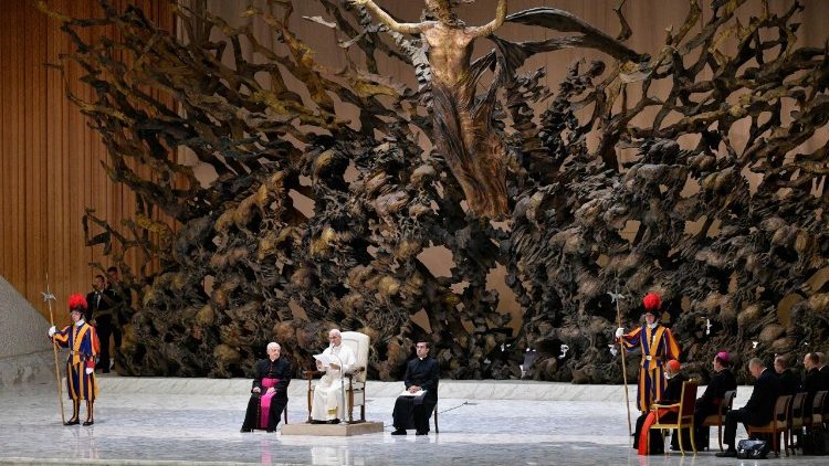 Hotuba ya Papa kwa ulimwengu wa Elimu