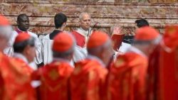 2025.11.03 Santa Messa in suffragio del defunto Papa Francesco e dei Cardinali e Vescovi defunti nel corso dellâ  anno