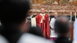 2025.11.03 Santa Messa in suffragio del defunto Papa Francesco e dei Cardinali e Vescovi defunti nel corso dellâ  anno
