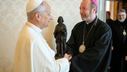 Popiežius Leonas XIV ir C.-L. Popas, naujasis Rumunijos graikų apeigų Katalikų Bažnyčios vadovas