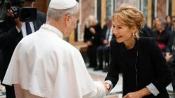 Leon XIV podczas spotkania z radą doradczą włoskiej uczelni RCS Academy, fot. Vatican Media