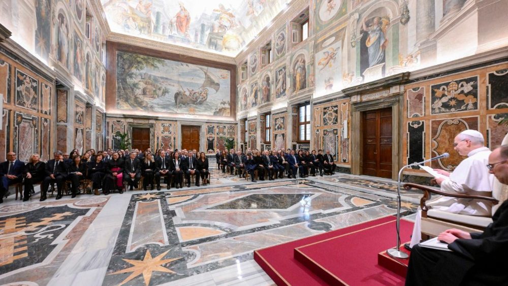 Papa në audiencë me anëtarët e Bordit Këshillimor të Akademisë RCS