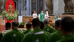 البابا: أحثّ رؤساء الدول وقادة الأمم على الإصغاء إلى صرخة الفقراء