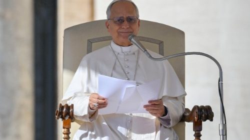 Папа: підтримка спільнот споглядального життя й дата відзначення Дня дитини