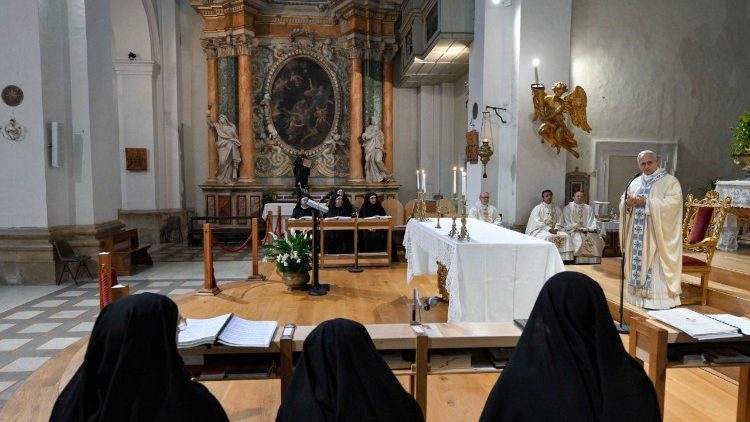 Mišios augustinių vienuolyne