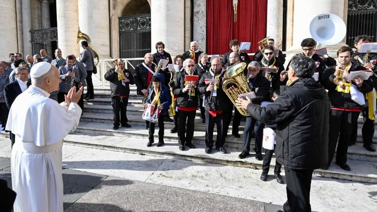 Papa pozdravlja sudionike Jubileja zborova i zborskih pjevača