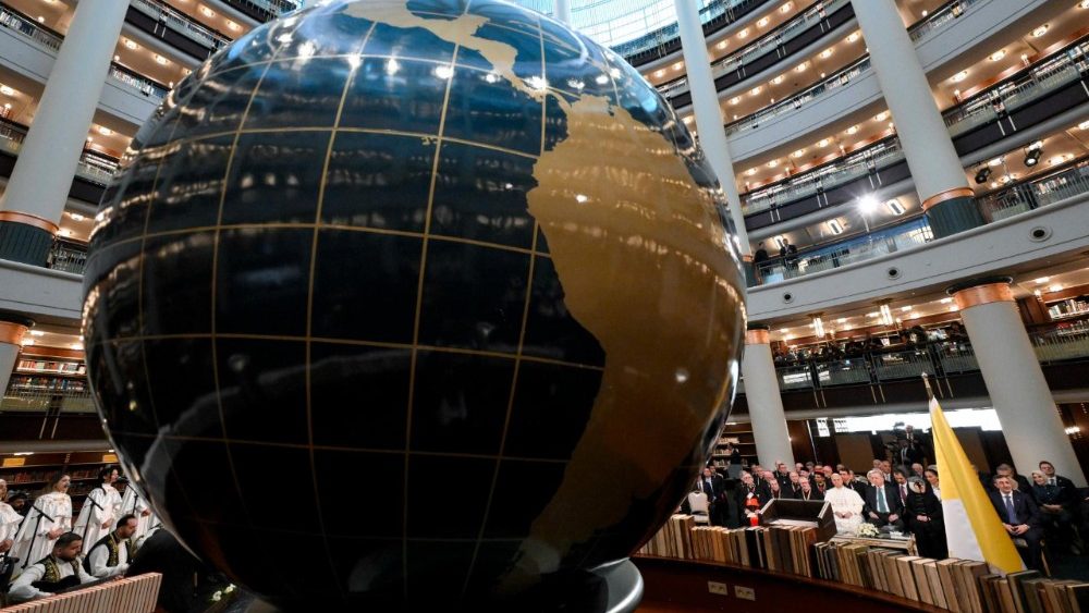 Зварот Льва XIV да прадстаўнікоў улад, грамадзянскай супольнасці і дыпкорпуса