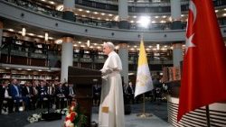 2025.11.27 Viaggio Apostolico in Turkiye - Incontro con le Autorita'