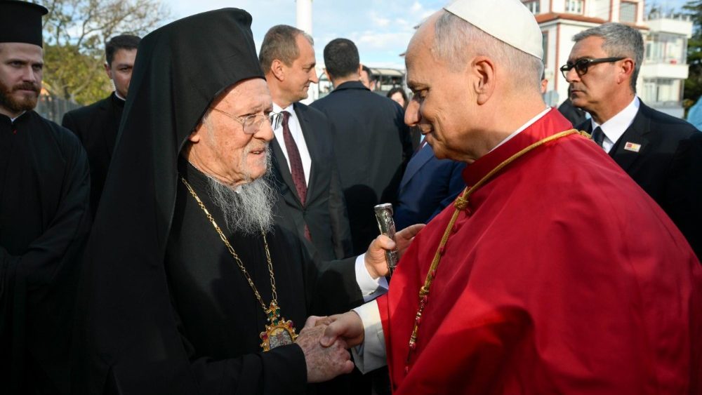 2025.11.28 Viaggio Apostolico in Turkiye - Incontro Ecumenico di Preghiera presso gli scavi archeologici dell’antica Basilica di San Neofito a Iznik