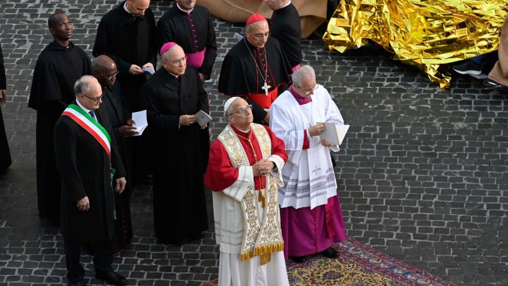 Leon al XIV-lea la monumentul dedicat Fecioarei Neprihănite în Piazza di Spagna