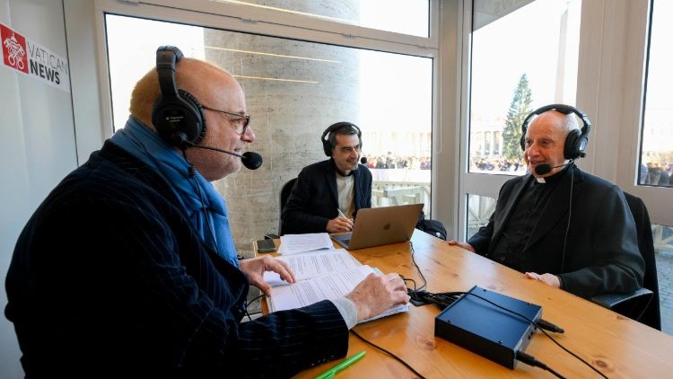 Da destra monsignor Rino Fisichella, Eugenio Bonanata ed Orazio Coclite