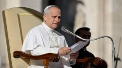 2025.12.10 Papa Leon al XIV-lea la cateheza audienței generale de miercuri. 