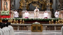 البابا يحتفل بالقداس الإلهي في عيد العذراء مريم سيّدة غوادالوبي