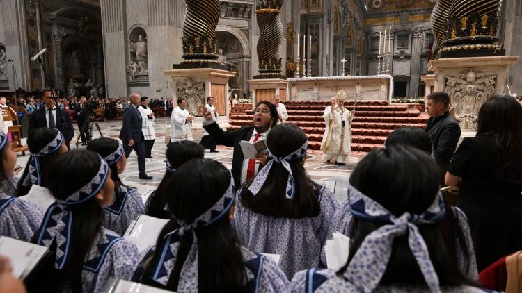 Kutamadunisha Injili, ili kuinjilisha tamaduni mintarafu tunu za Kiinjili