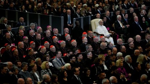 Il Papa: la musica non elimina i problemi, ma ci ricorda che siamo molto di pi&ugrave;