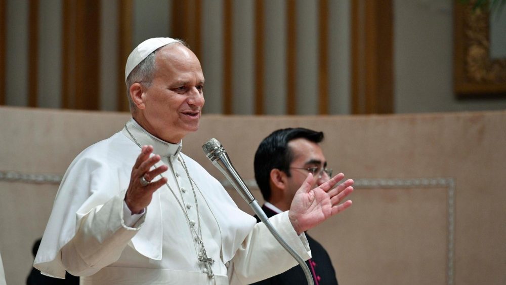 Le Pape et les figurants de la crèche vivante de Sainte-Marie-Majeure