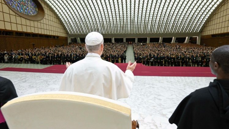 2025.12.13 La papa Leon al XIV-lea, participanții la Jubileul diplomației italiene. 