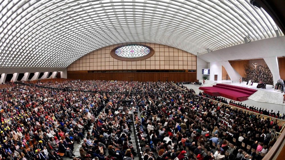 Аўдыенцыя для дэлегацый рэгіёнаў, якія ахвяравалі калядныя яслі і ёлку