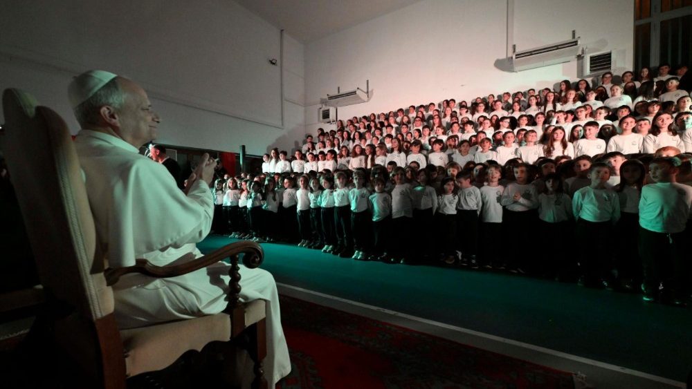 Візіт у Папскую школу імя Паўла VI