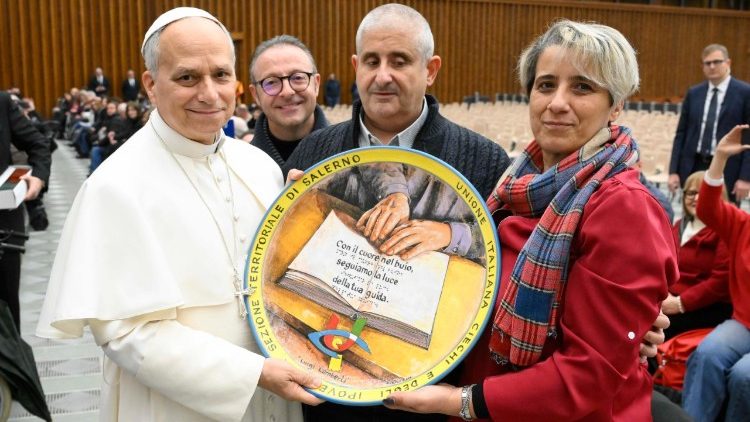 Před generální audiencí ve středu 17. prosince 2025