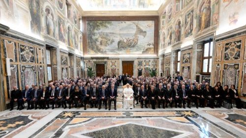 തൊഴിൽമേഖലയിൽ മനുഷ്യാന്തസ്സും സുരക്ഷയും ഉറപ്പുവരുത്തണം: ലിയോ പതിനാലാമൻ പാപ്പാ 