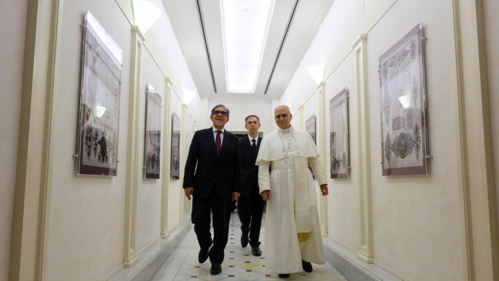 Візіт на выставу Бібліі Борса д'Эстэ