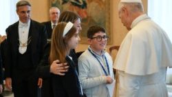 The Pope meets with young members of the Italian Catholic Action