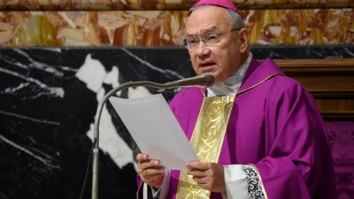 Pe&ntilde;a Parra ai dipendenti vaticani: vivere con serenit&agrave; e fecondit&agrave; il proprio servizio