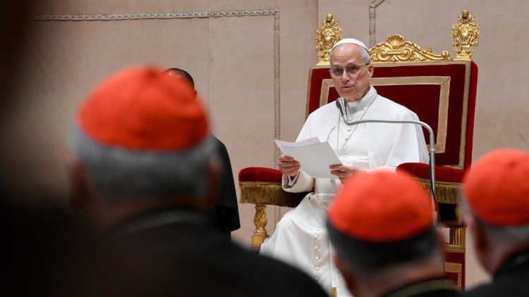 Папа Лъв XIV с Римската курия