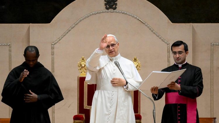 Z&aacute;věrečn&eacute; požehn&aacute;n&iacute; papeže Lva XIV.  při setk&aacute;n&iacute; s Ř&iacute;mskou kuri&iacute;, v ponděl&iacute; 22. prosince 2025