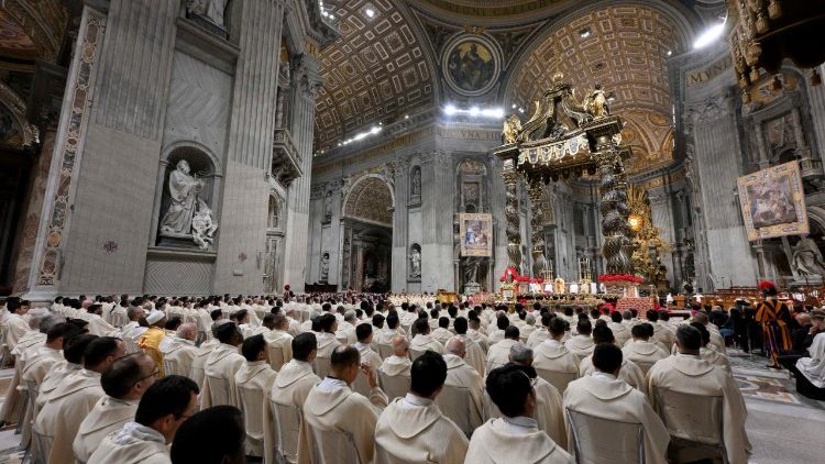 La celebrazione eucaristica in San Pietro