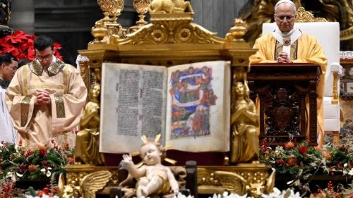 Nel bambino Ges&ugrave;, Dio d&agrave; al mondo una vita nuova: la sua, per tutti