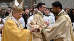 Papa Leo XIV: Wakristo wanaitwa kuwa karibu sana na Madonda Matakatifu ya Kristo Yesu; kwa kugusa mateso na mahangaiko ya binadamu katika Ulimwengu mamboleo. 